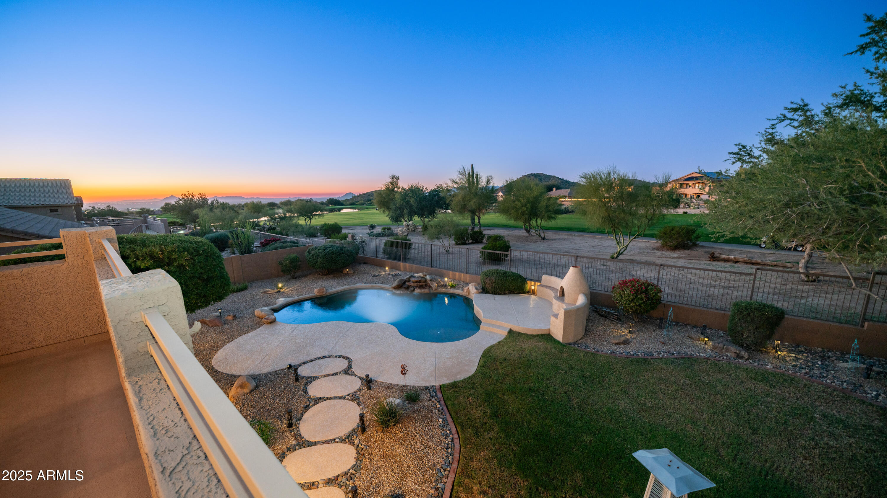 3846 N DESERT OASIS Circle