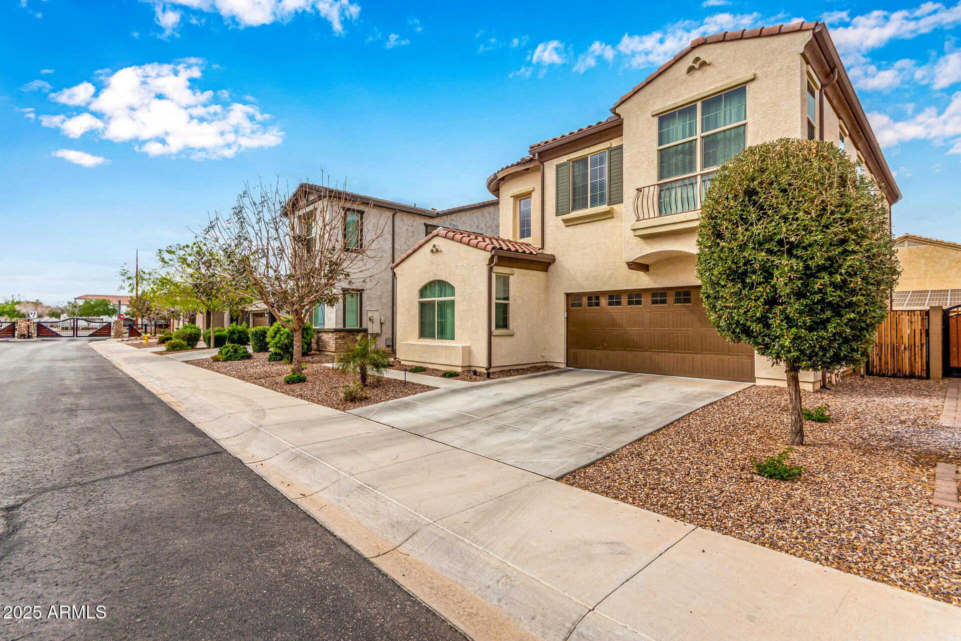 1548 W WINDHAVEN Avenue