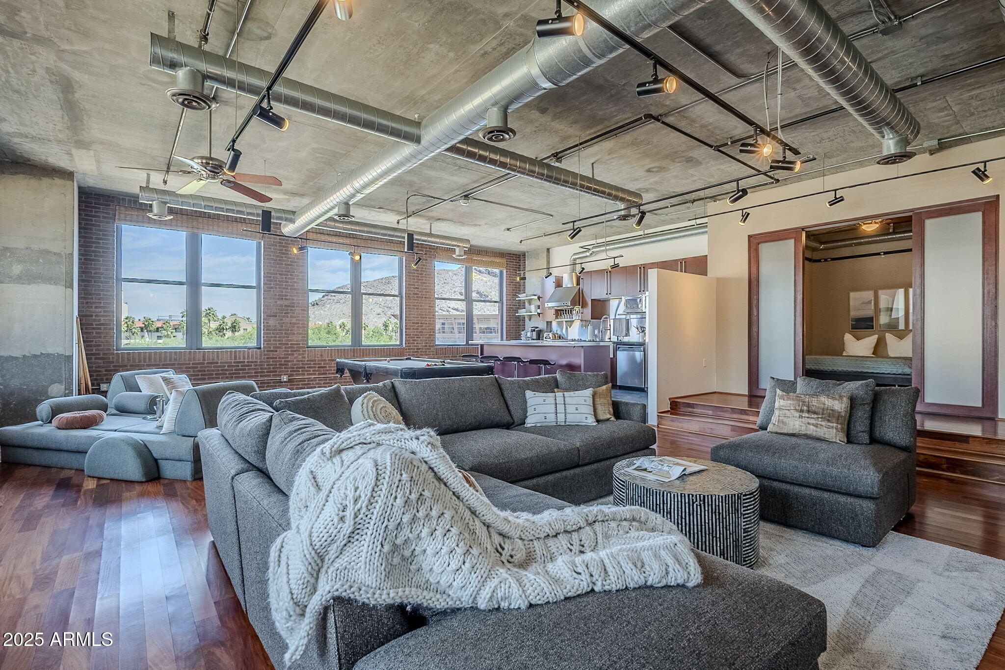 21 E 6TH Street 316