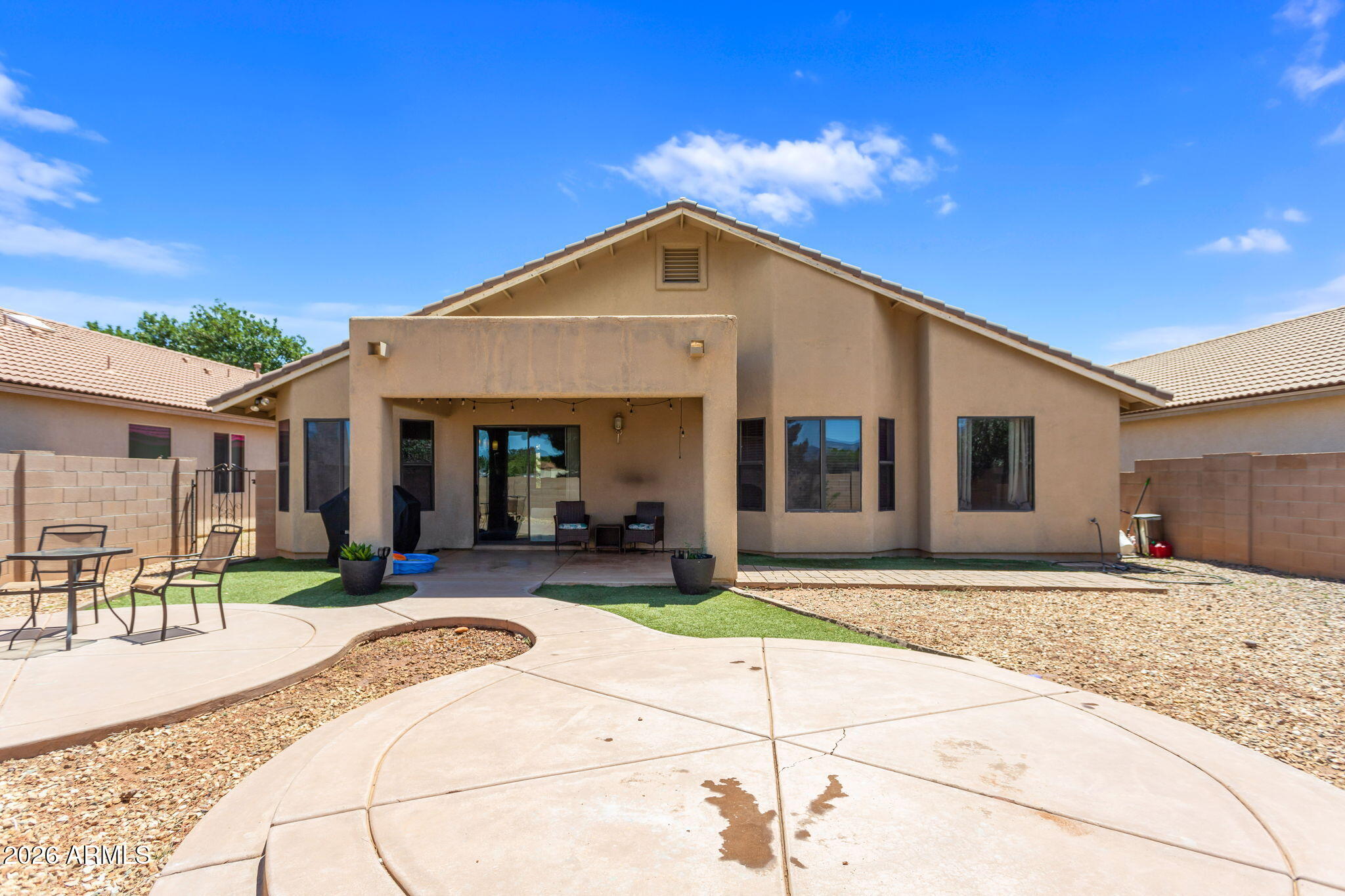 CAMPSTONE - Residential