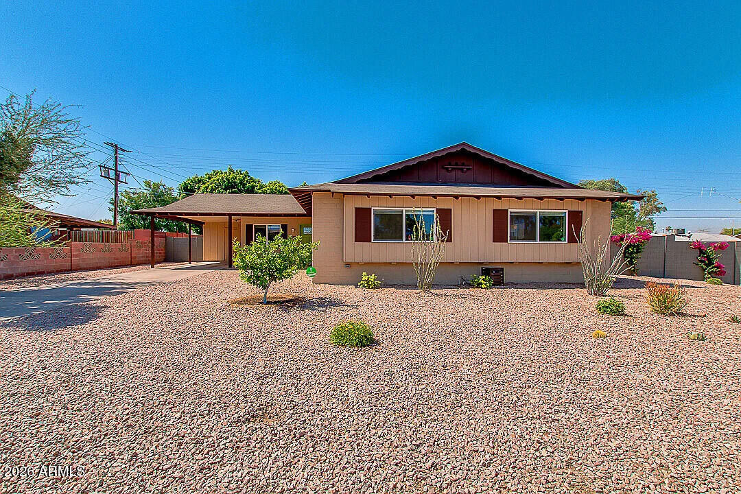 8701 E EDGEMONT Avenue