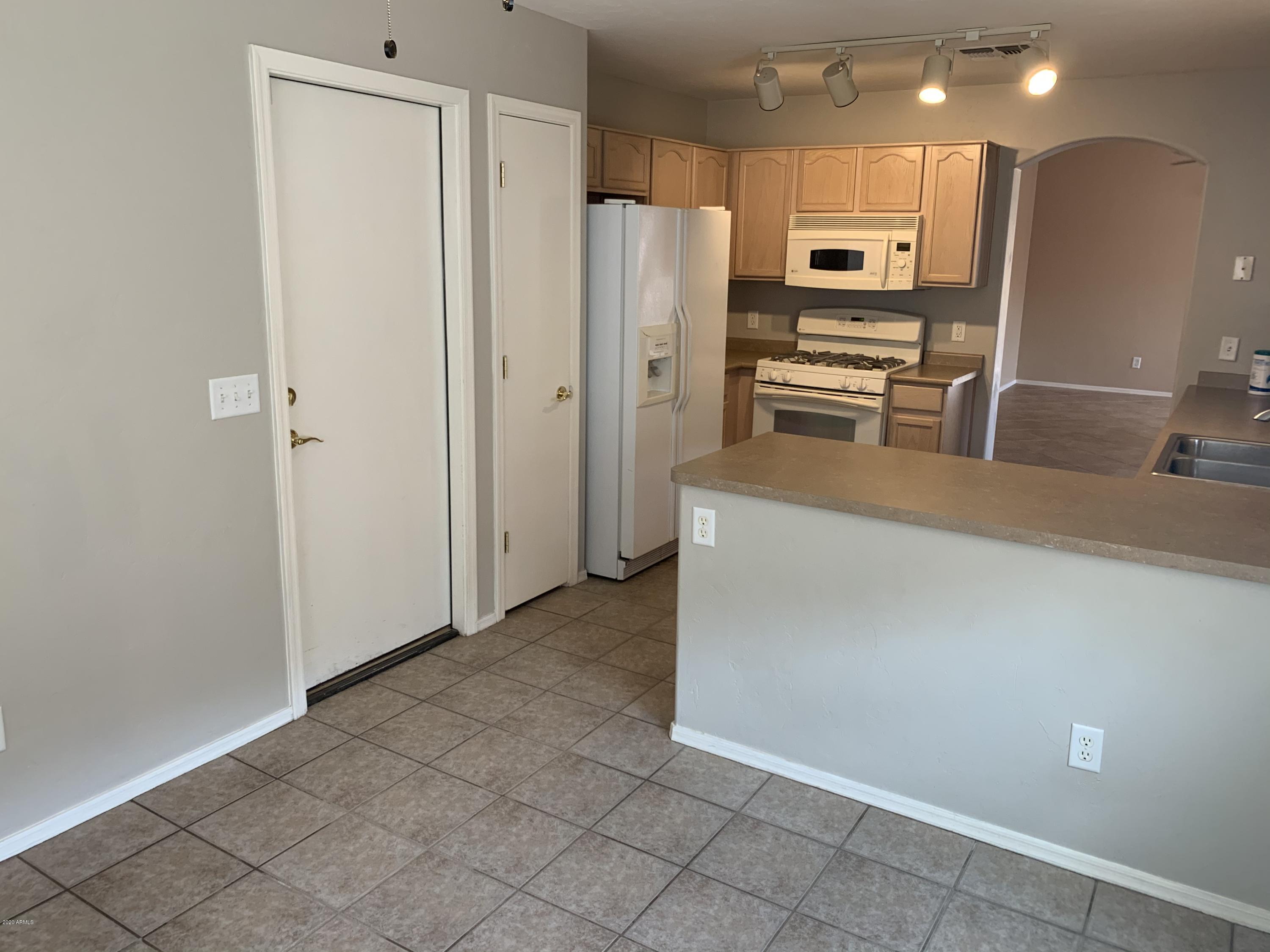 COPPER POINTE - Residential Lease