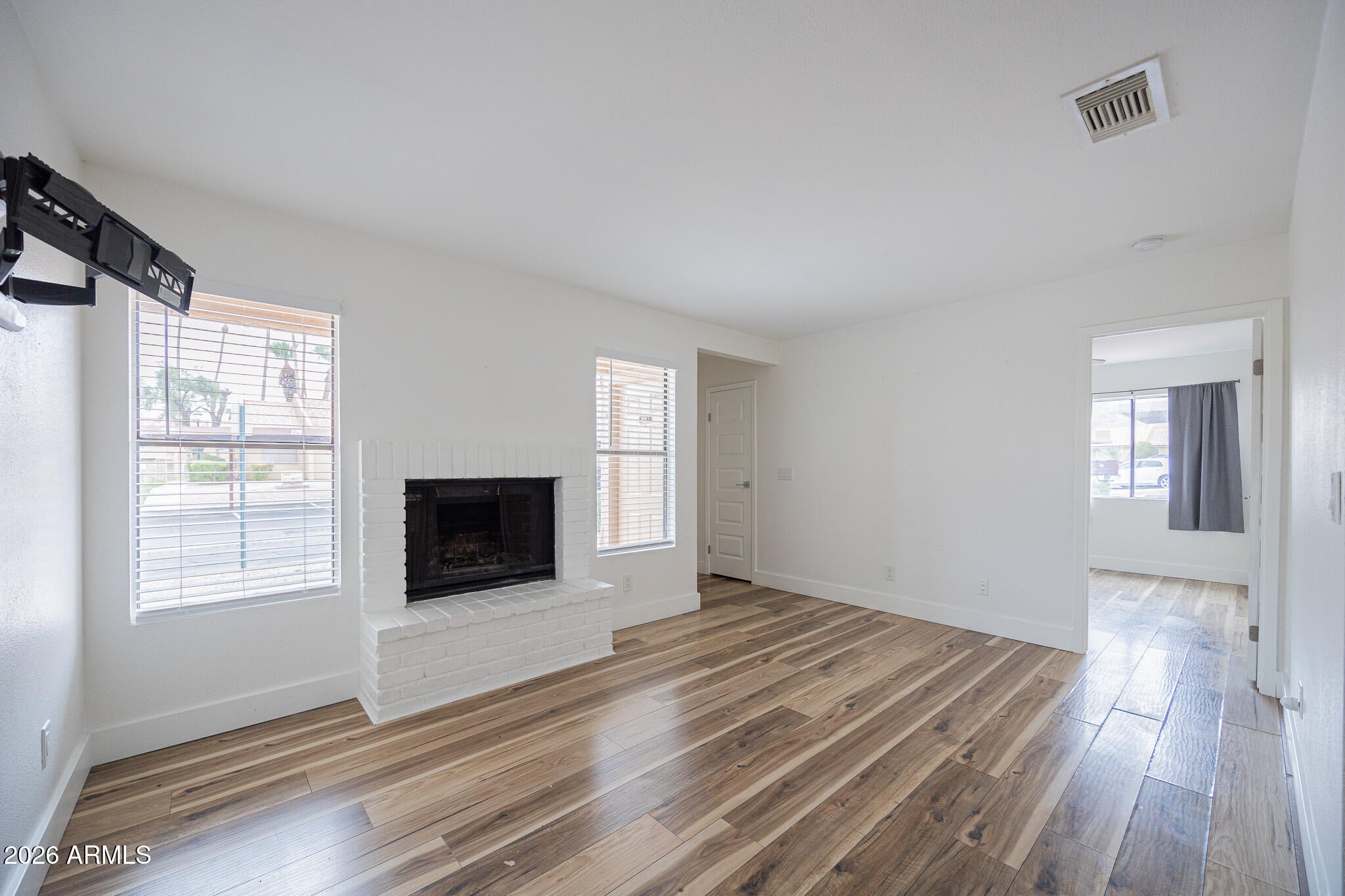 3511 E BASELINE Road 1010