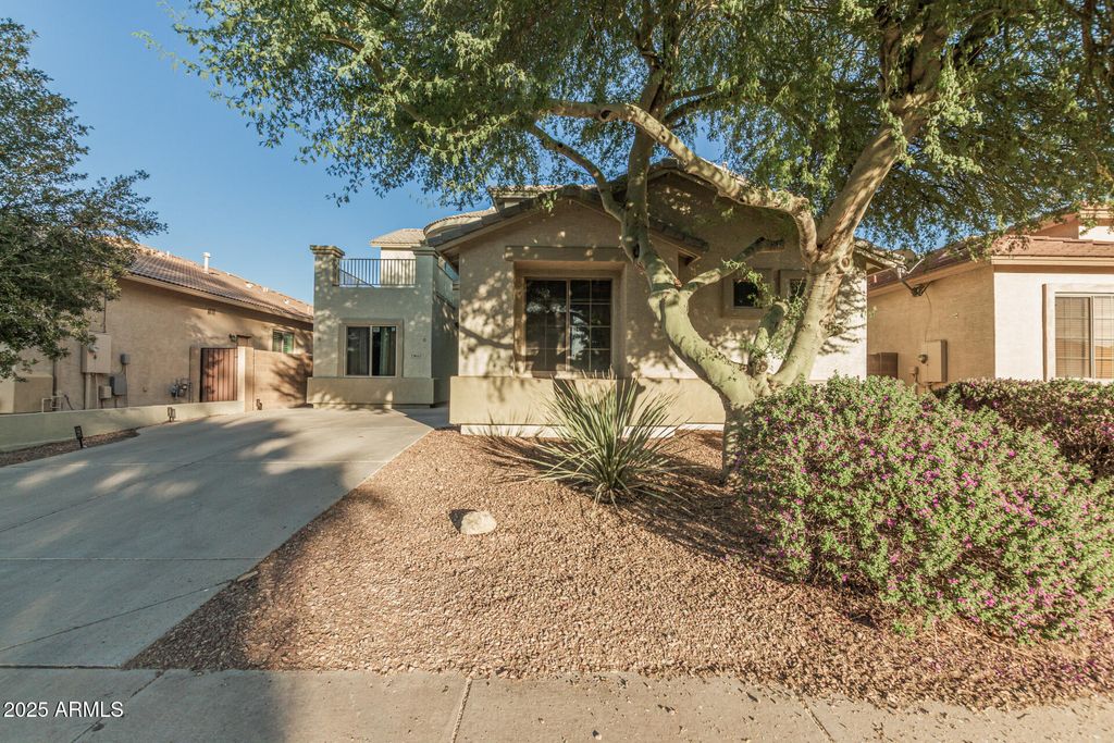 Photo of 20535 N Santa Cruz Drive, Maricopa, AZ 85138 (MLS # 6942319)
