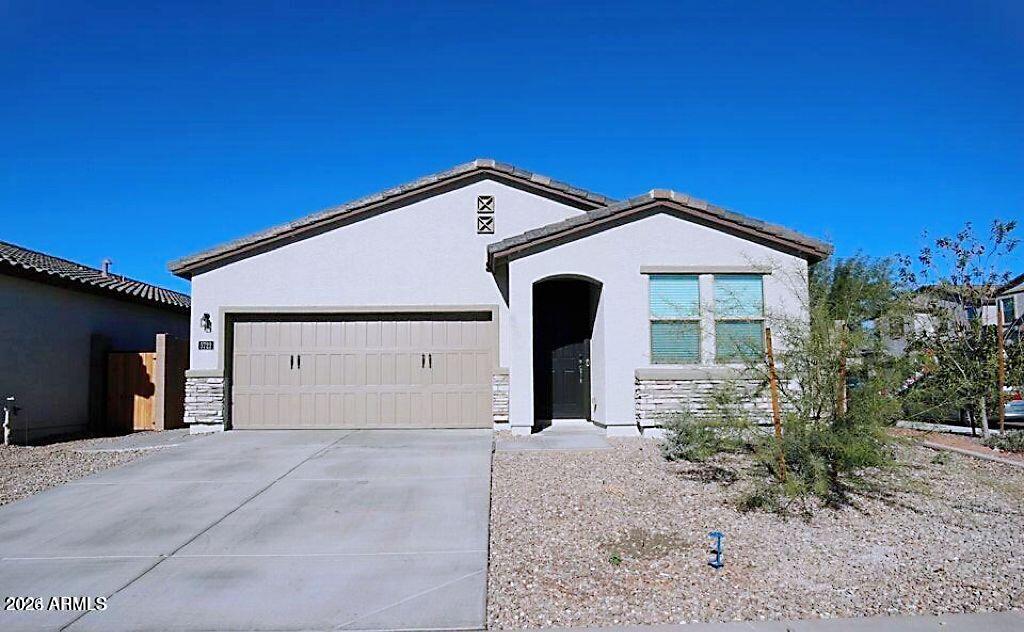 5722 W GETTY Drive