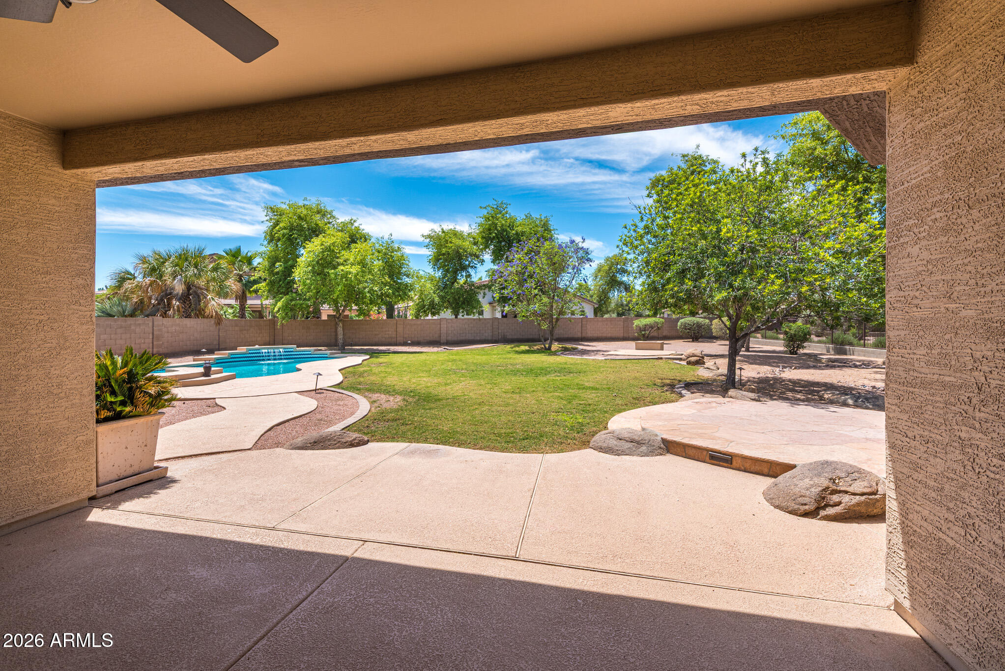 4133 E REINS Road
