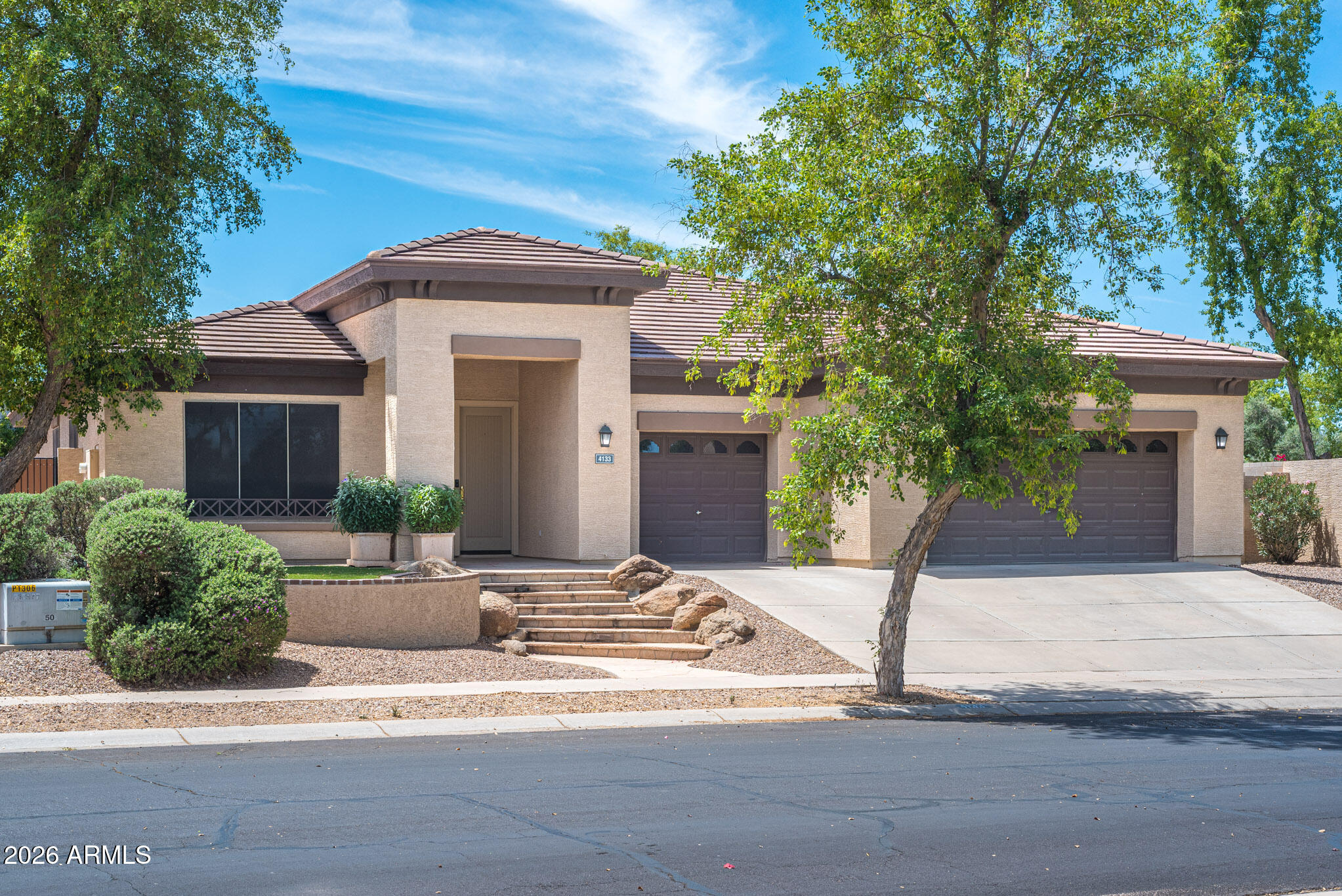 4133 E REINS Road