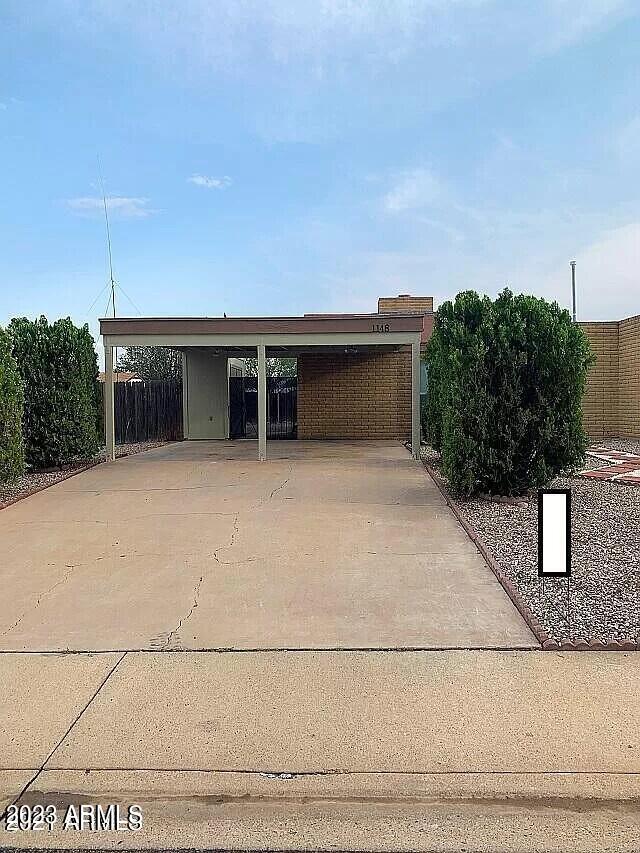 THE MEADOWS - Residential Lease