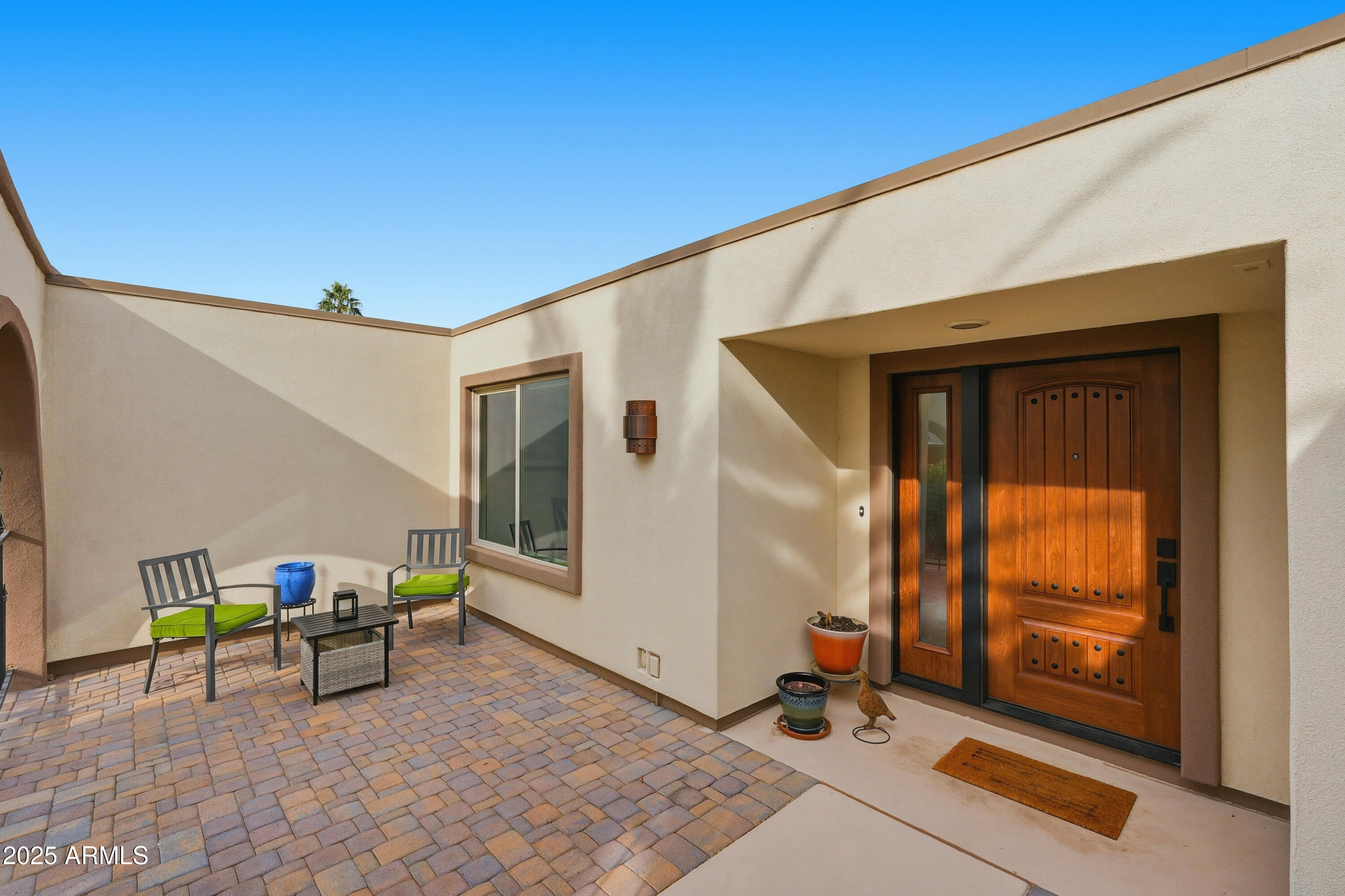 11022 W CRESTBROOK Drive