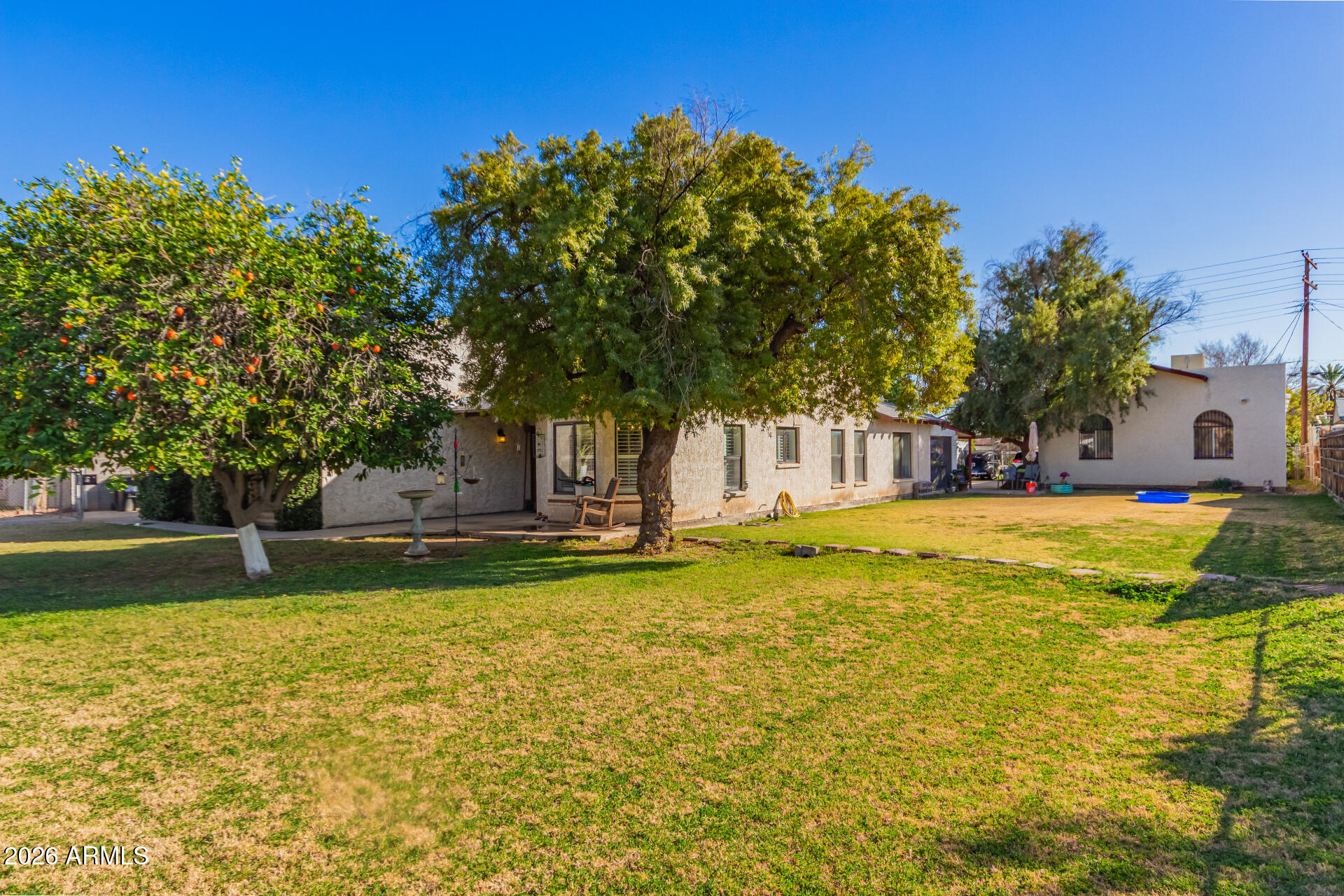 2119 W BELMONT Avenue