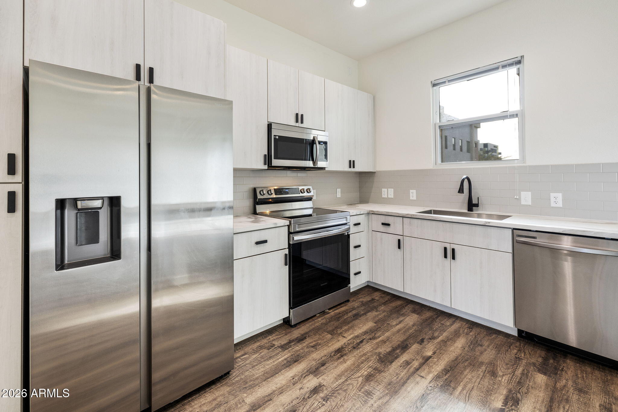 406 W 7TH Street 1009