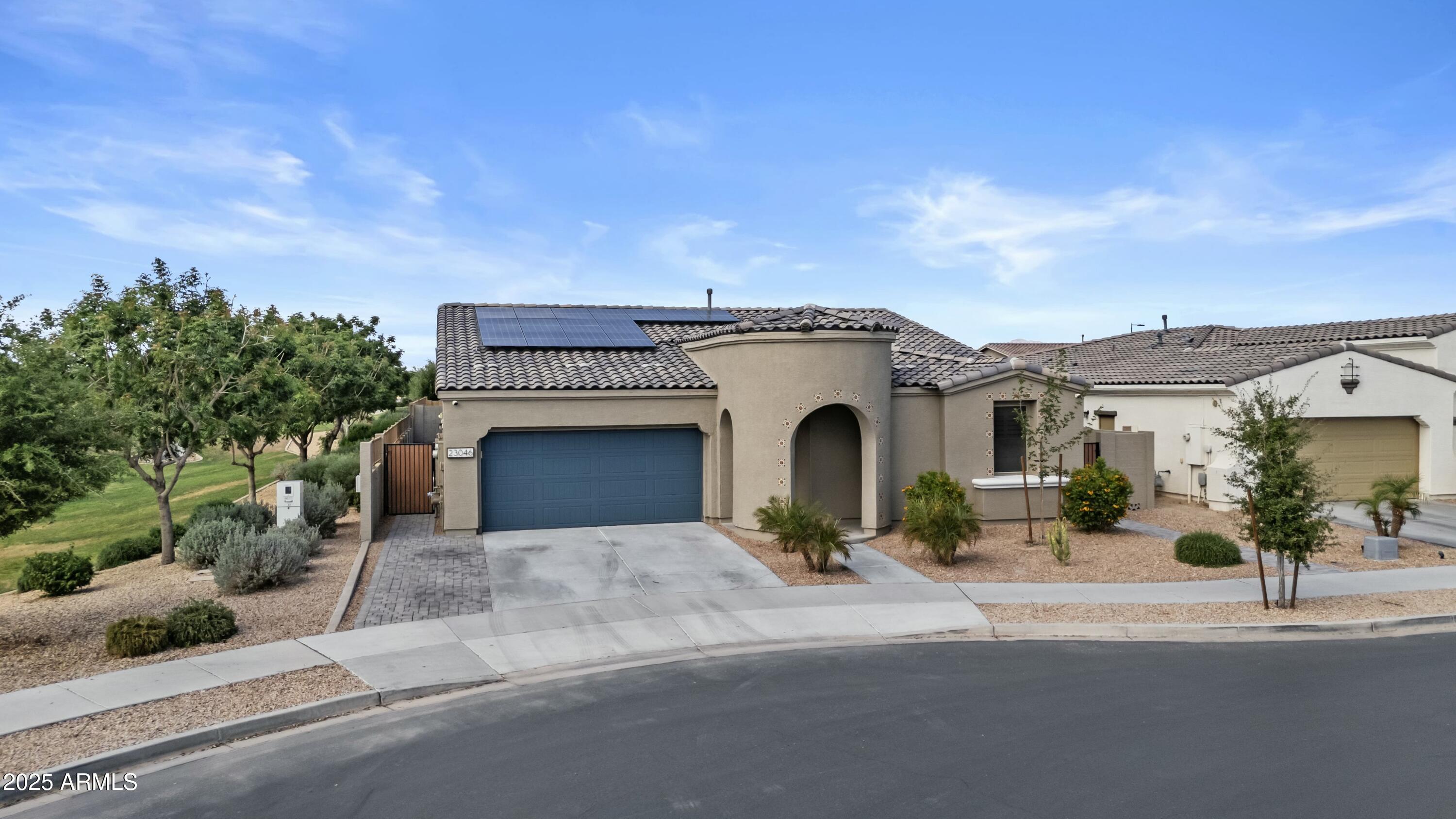 23046 E CAMINA PLATA --