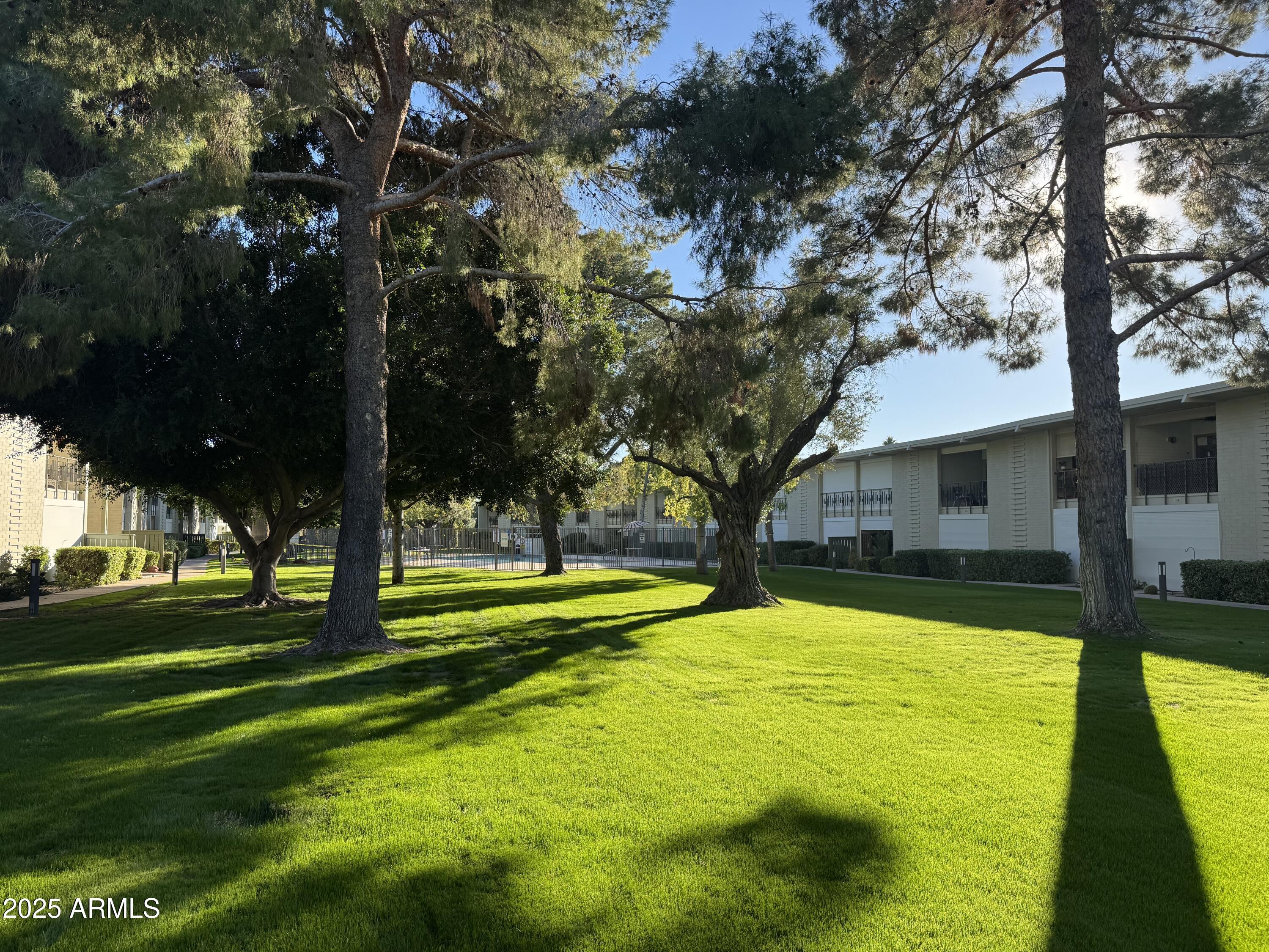 SCOTTSDALE CONDOMINIUMS AMD - Residential