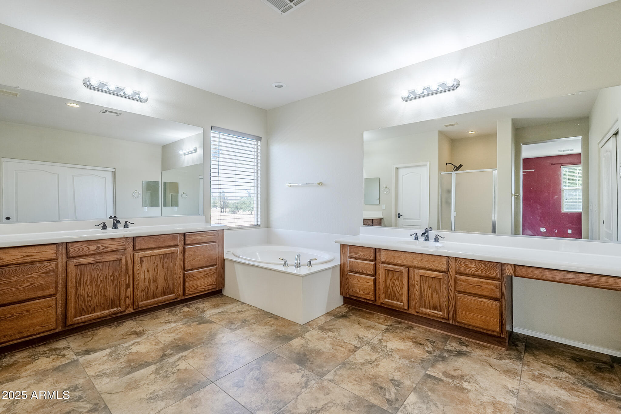 Chandler, Arizona 85249, United States, 5 Bedrooms Bedrooms, ,4 BathroomsBathrooms,Residential,Active,151954