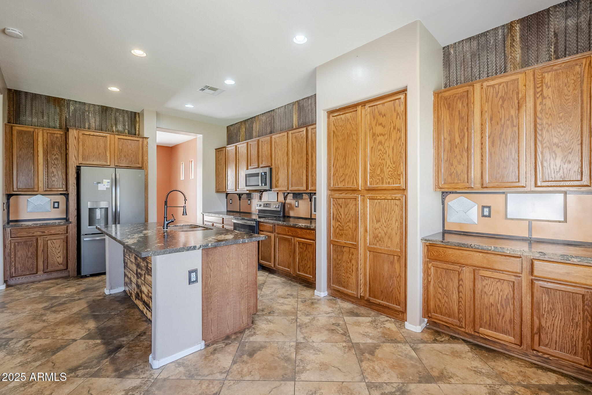 Chandler, Arizona 85249, United States, 5 Bedrooms Bedrooms, ,4 BathroomsBathrooms,Residential,Active,151954