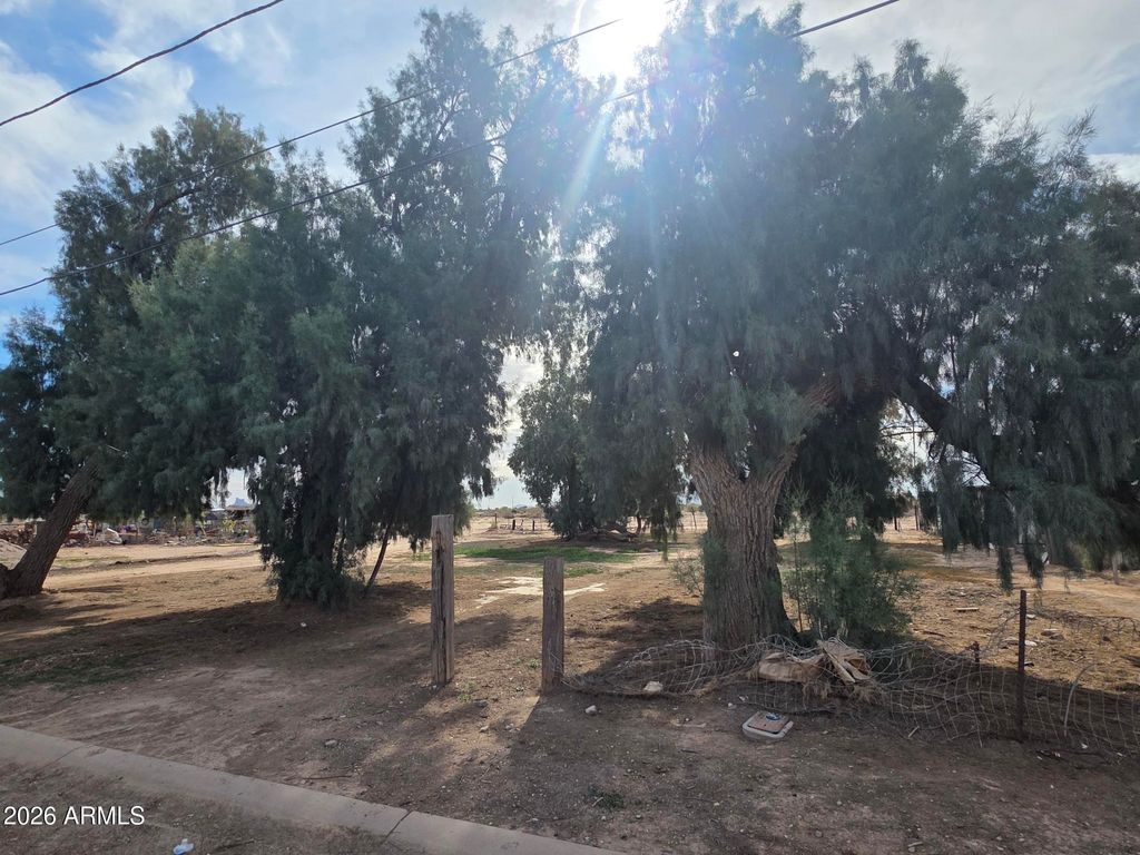 Photo of 421 W Hinton Street #2, Eloy, AZ 85131 (MLS # 6982050)