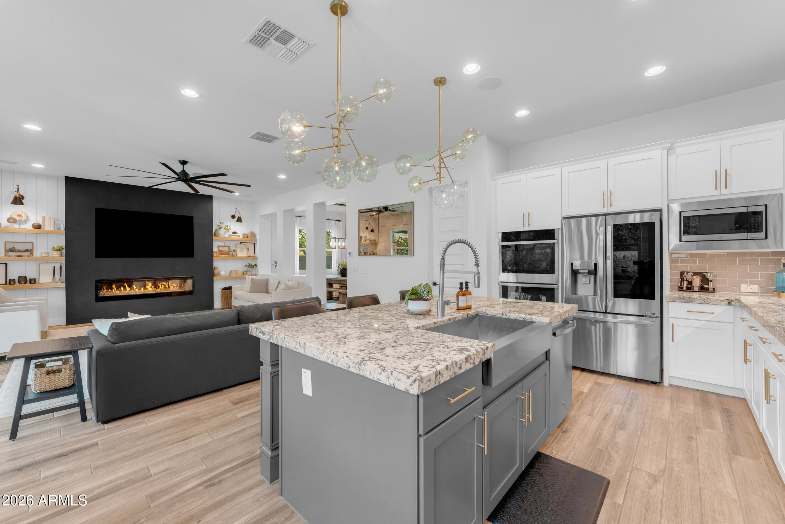 3450 E APPALOOSA Road