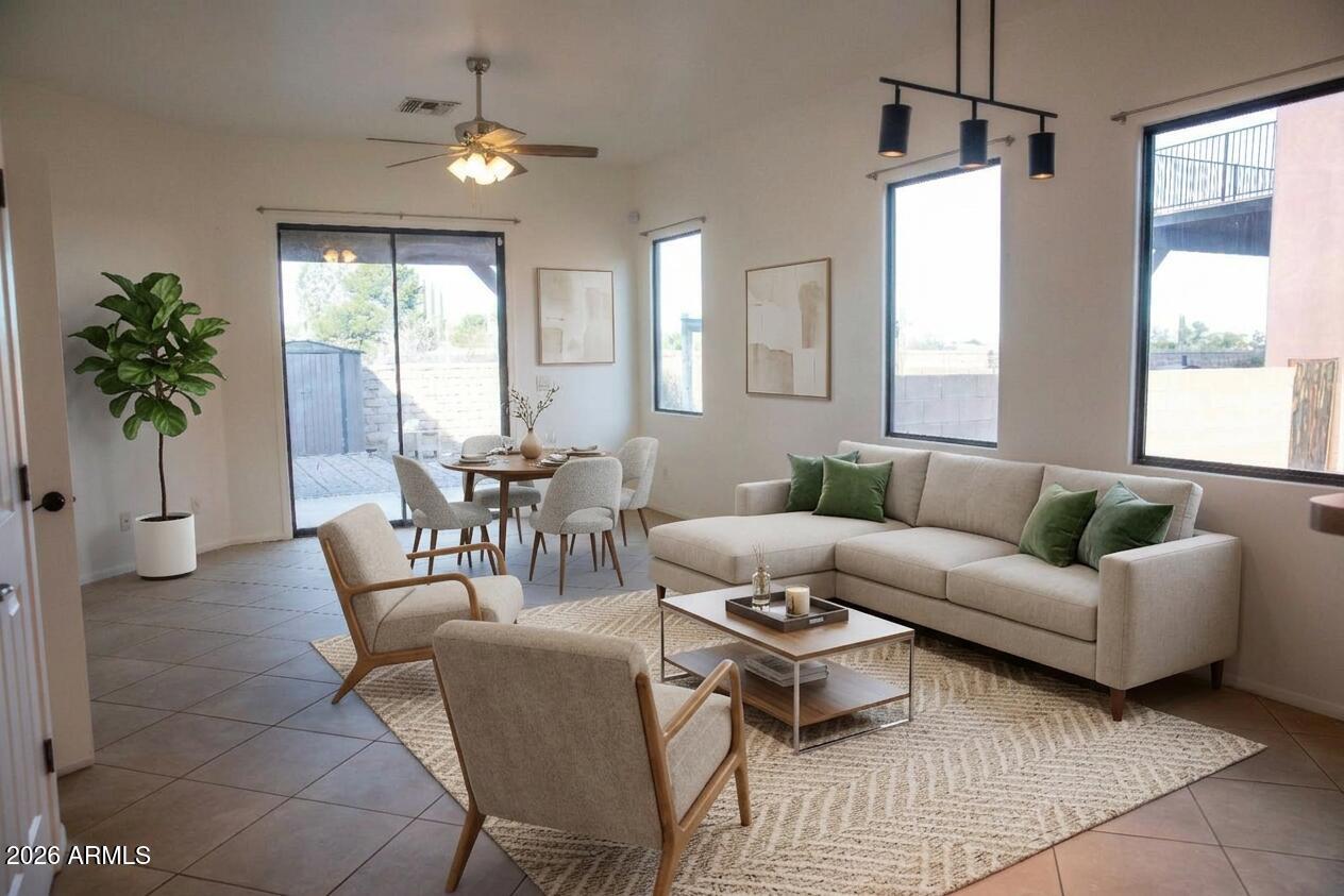 REFLECTIONS VALIENTE - Residential