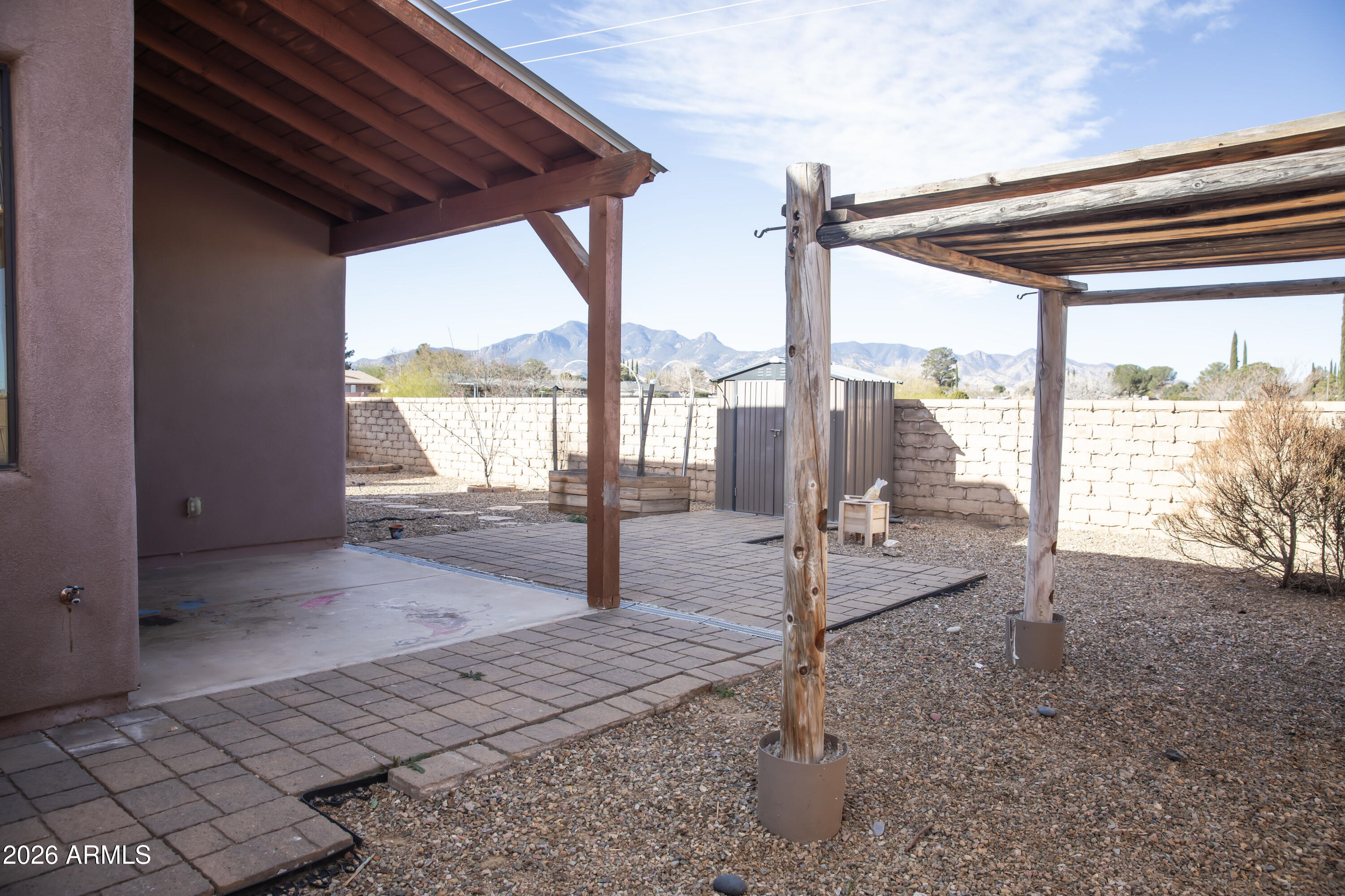 REFLECTIONS VALIENTE - Residential