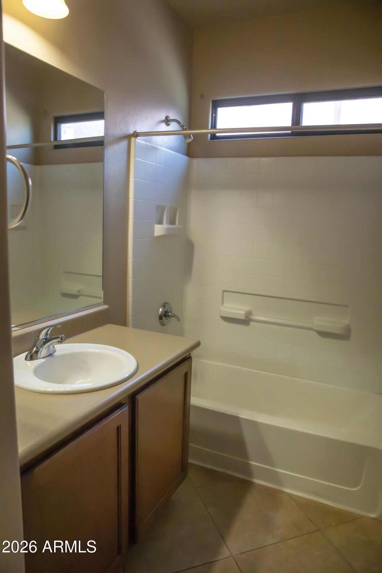 REFLECTIONS VALIENTE - Residential