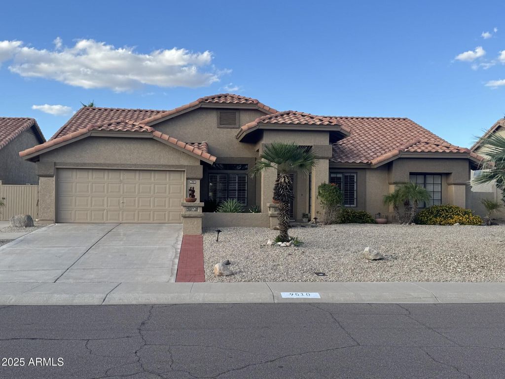 Photo of 9510 W Menadota Drive, Peoria, AZ 85382 (MLS # 6934390)