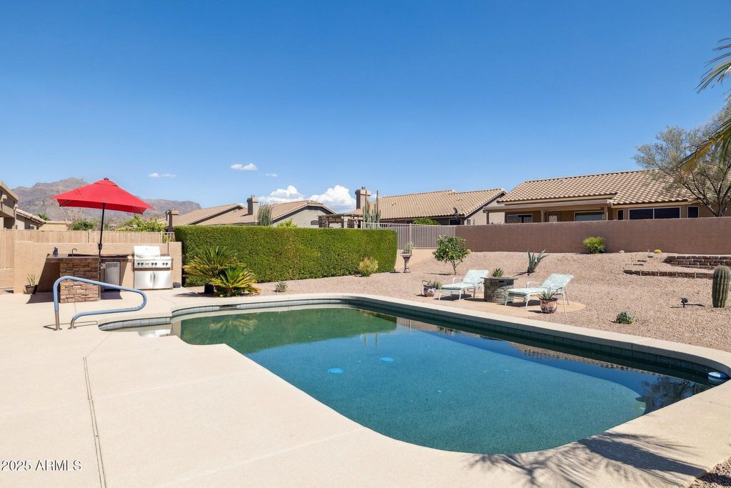 Photo of 5595 S Indigo Drive, Gold Canyon, AZ 85118 (MLS # 6924671)