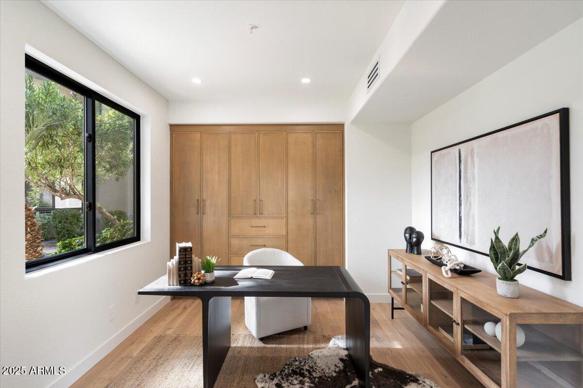 7400 E GAINEY CLUB Drive 109