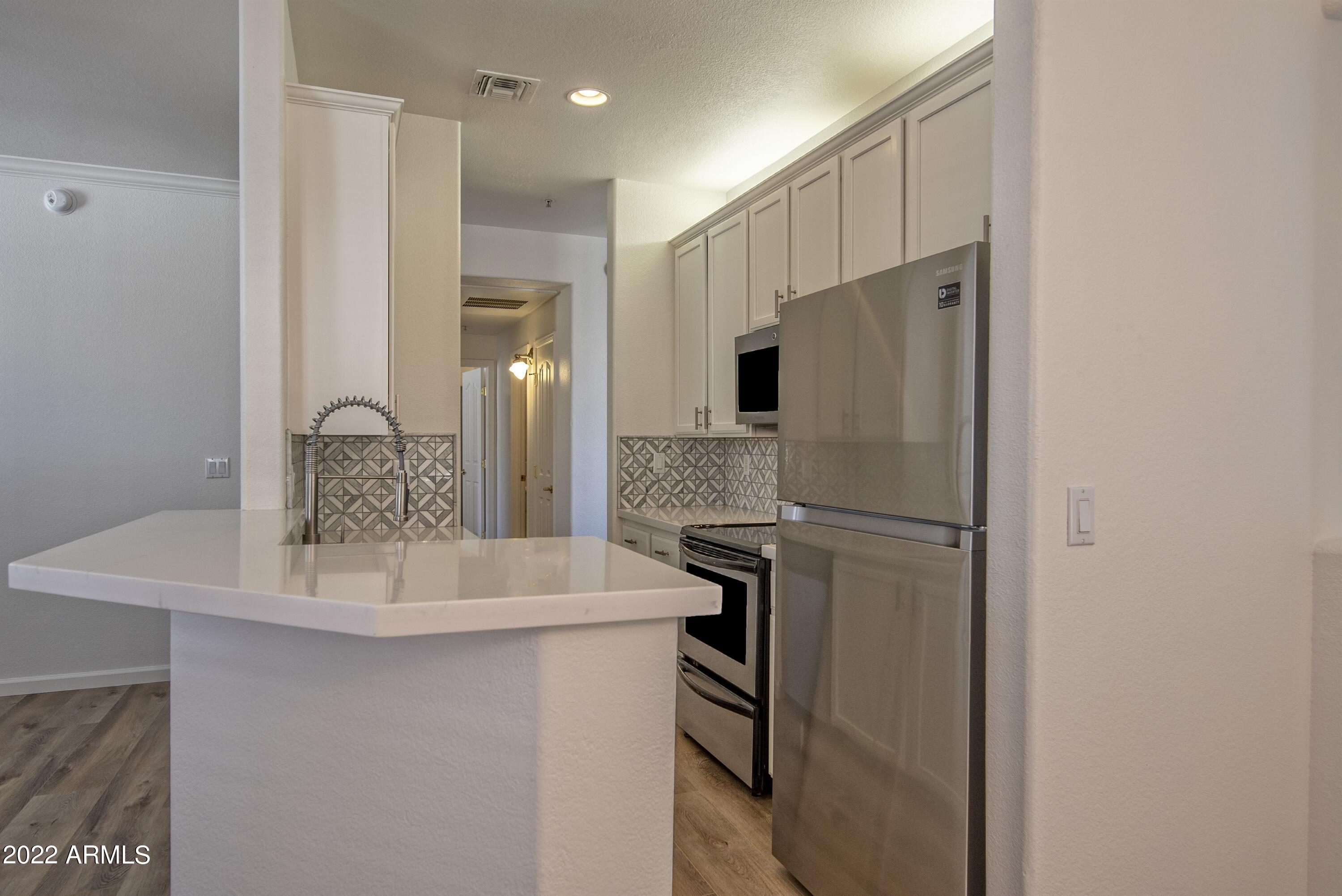 2992 N Miller Road Unit 211A