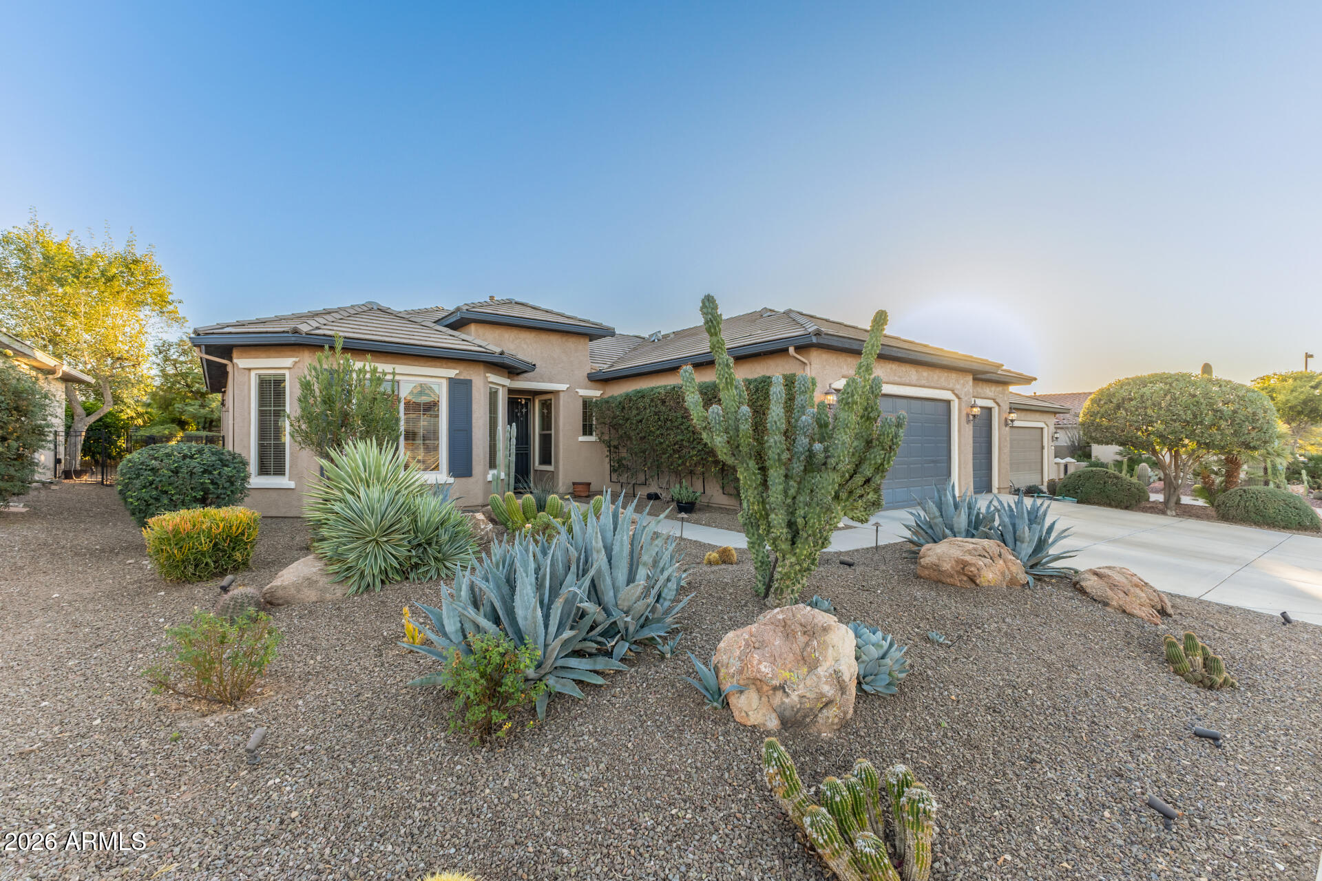 26827 W POTTER Drive