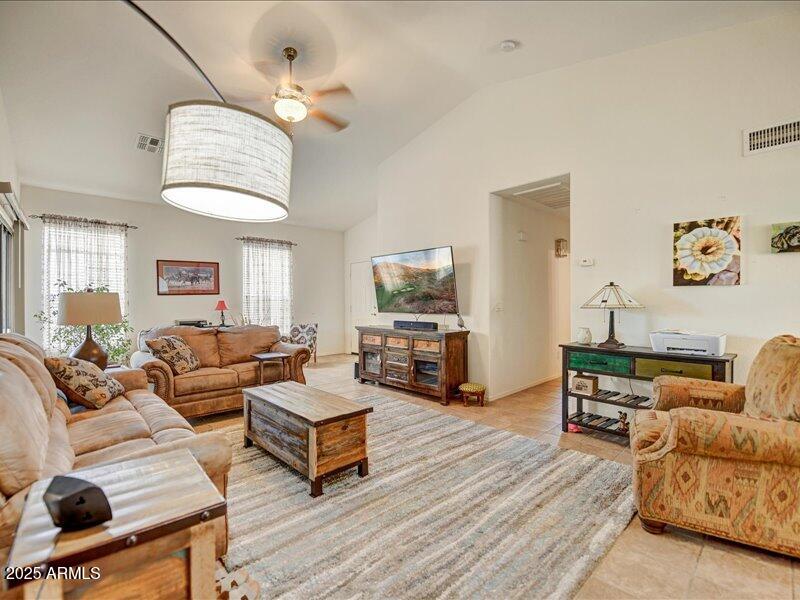 18208 W SKYLINE Drive