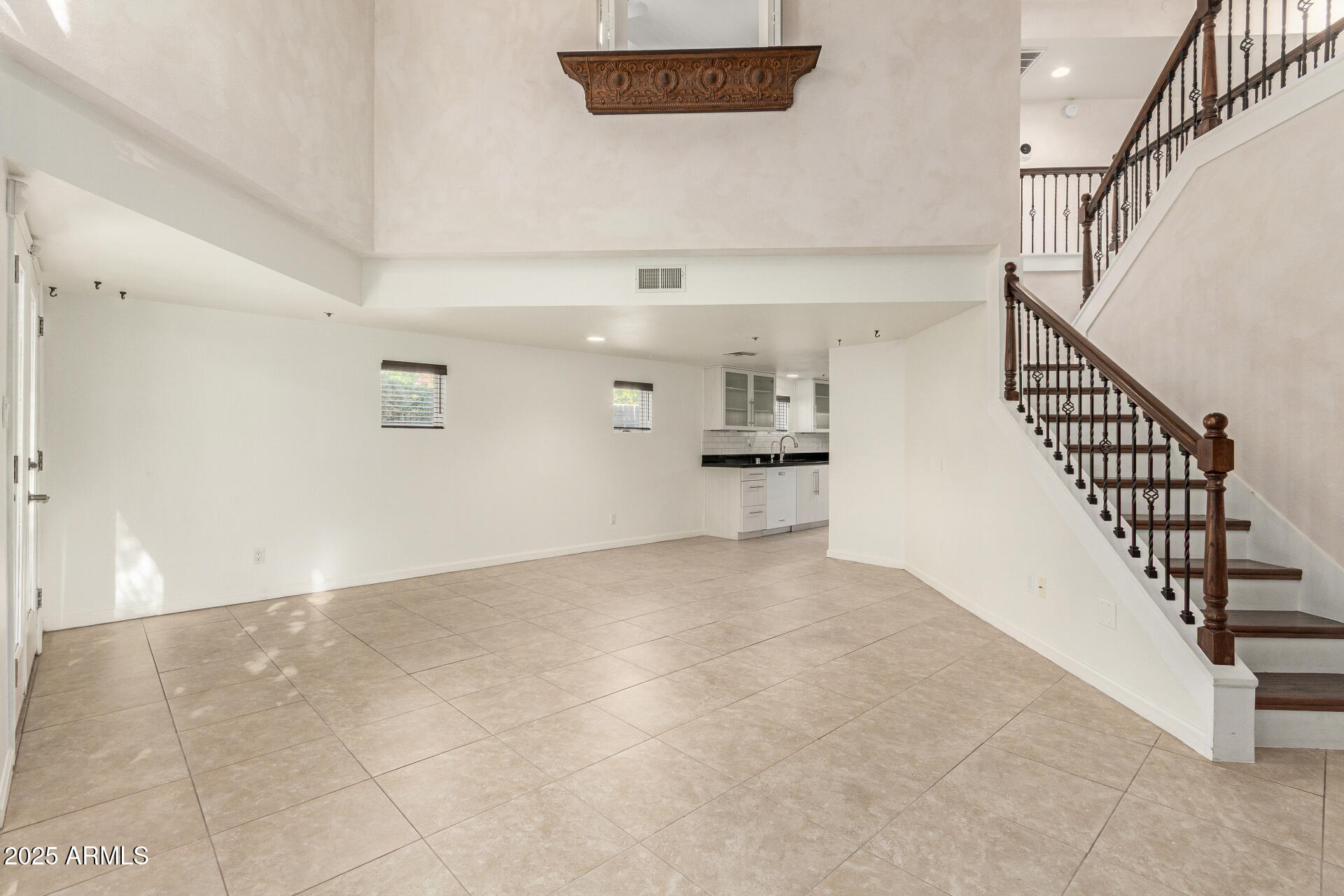 21 W PASADENA Avenue 3