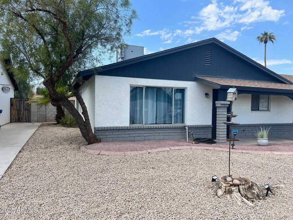 Photo of 5326 S Bradley Drive, Tempe, AZ 85283 (MLS # 6910019)
