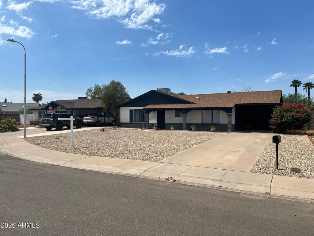 Photo of 5326 S Bradley Drive, Tempe, AZ 85283 (MLS # 6910019)