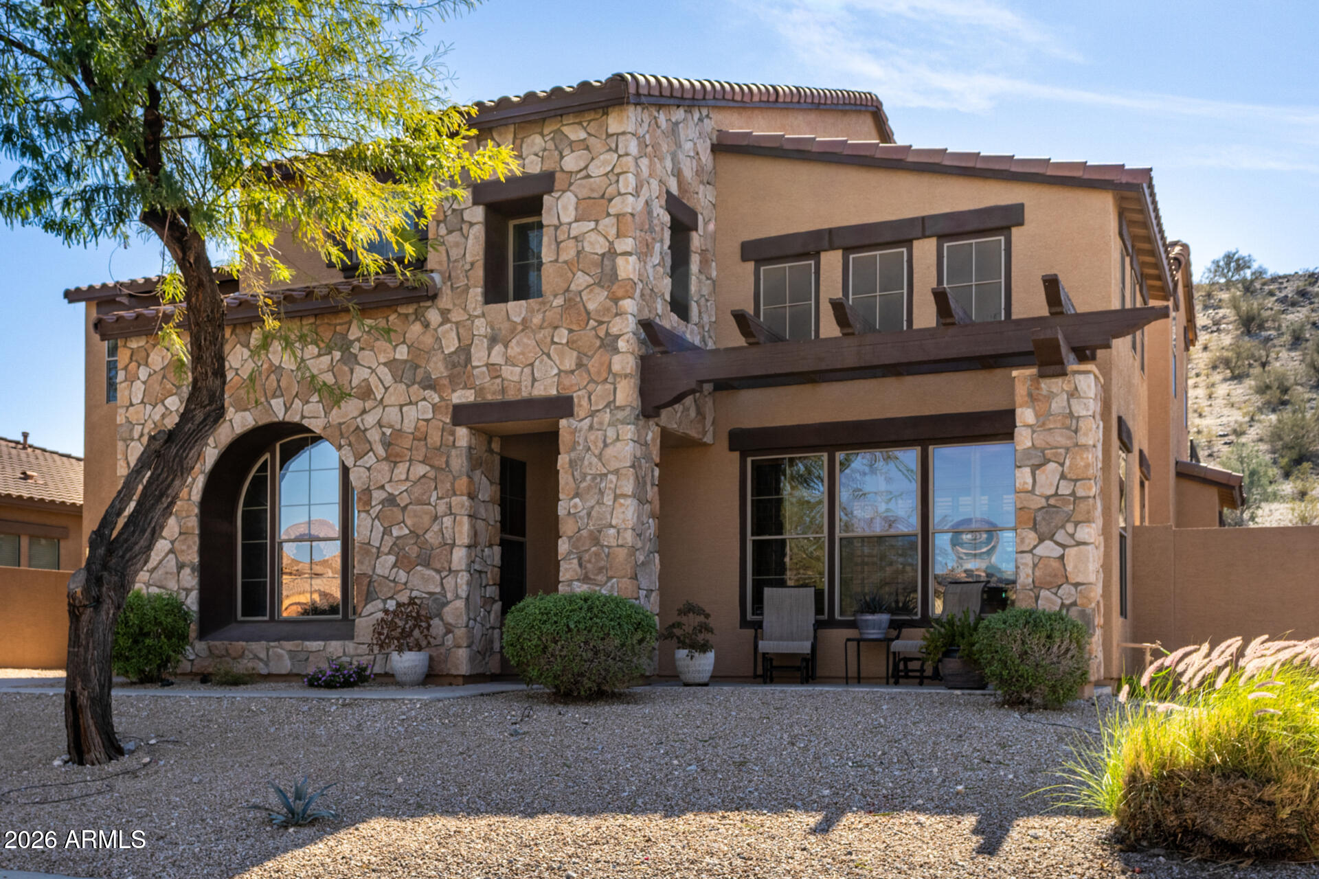 18121 W LAS CRUCES Drive