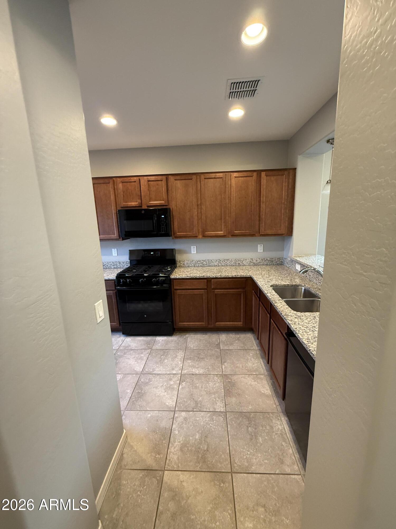 1501 W BUCKEYE TREE Avenue