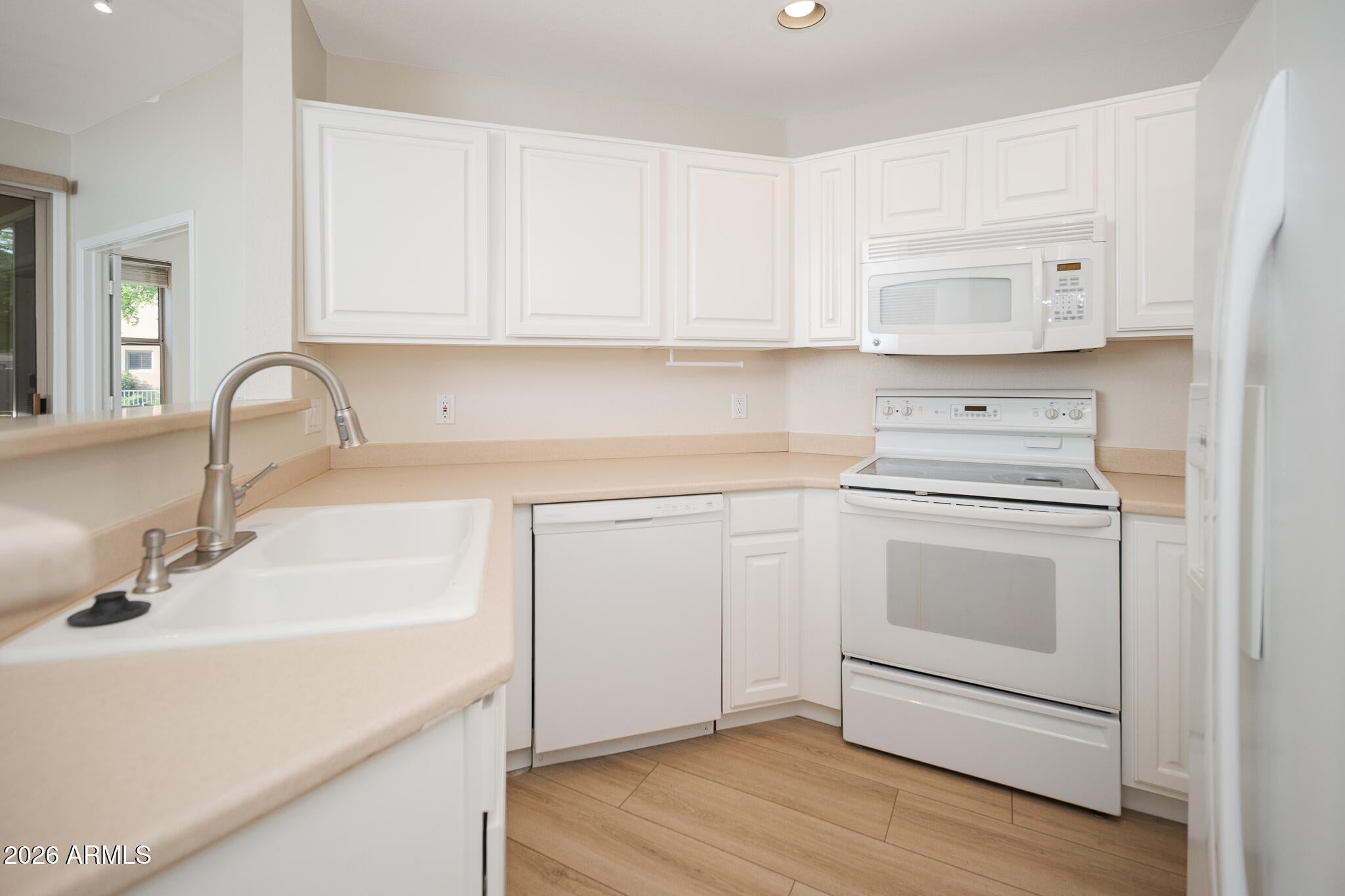 7887 N 16TH Street 125