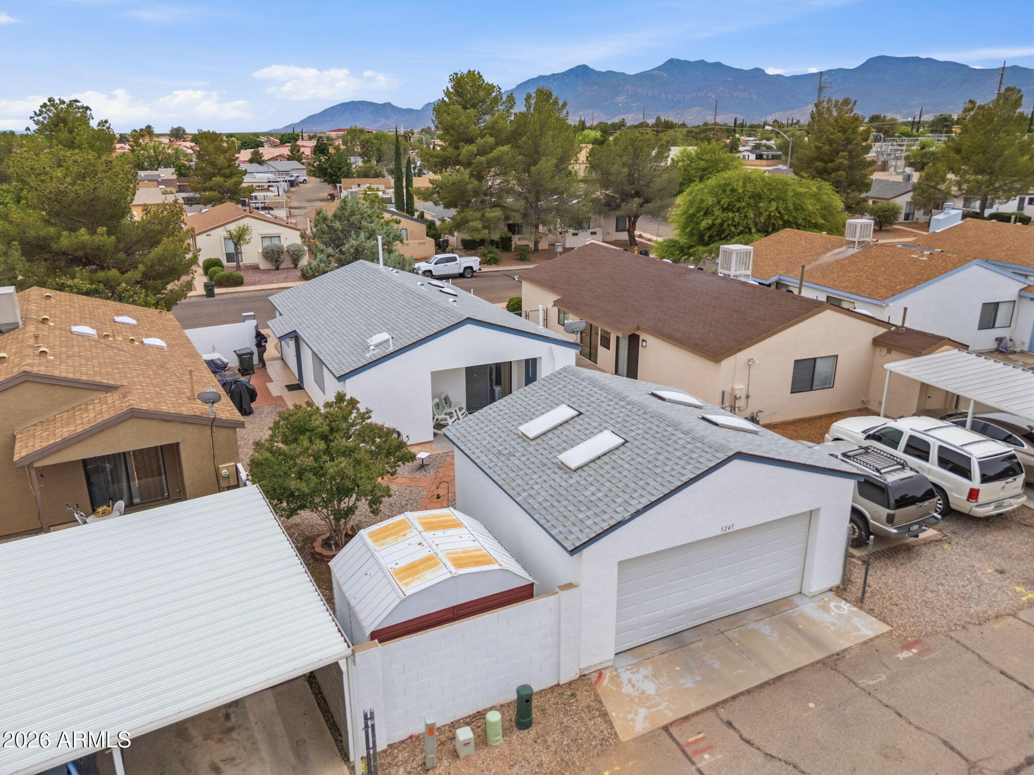 DESERT SHADOWS - Residential