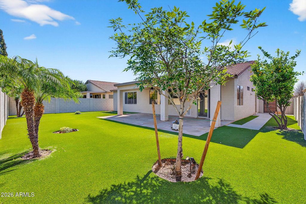 Photo of 120 W Birchwood Place, Chandler, AZ 85248 (MLS # 6998321)