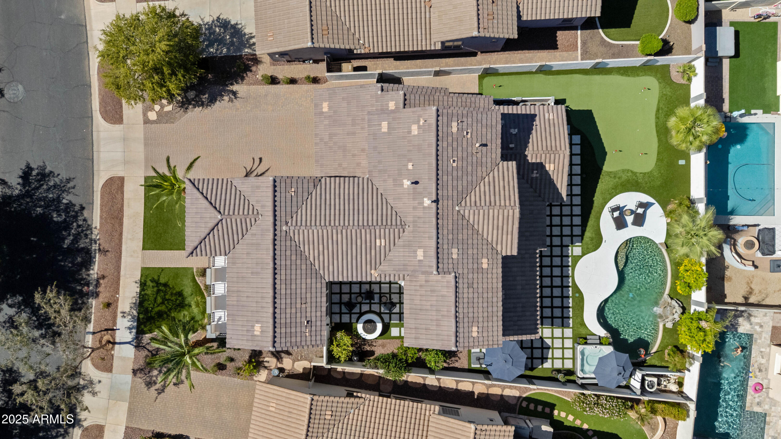 4051 N FOUNDER Circle