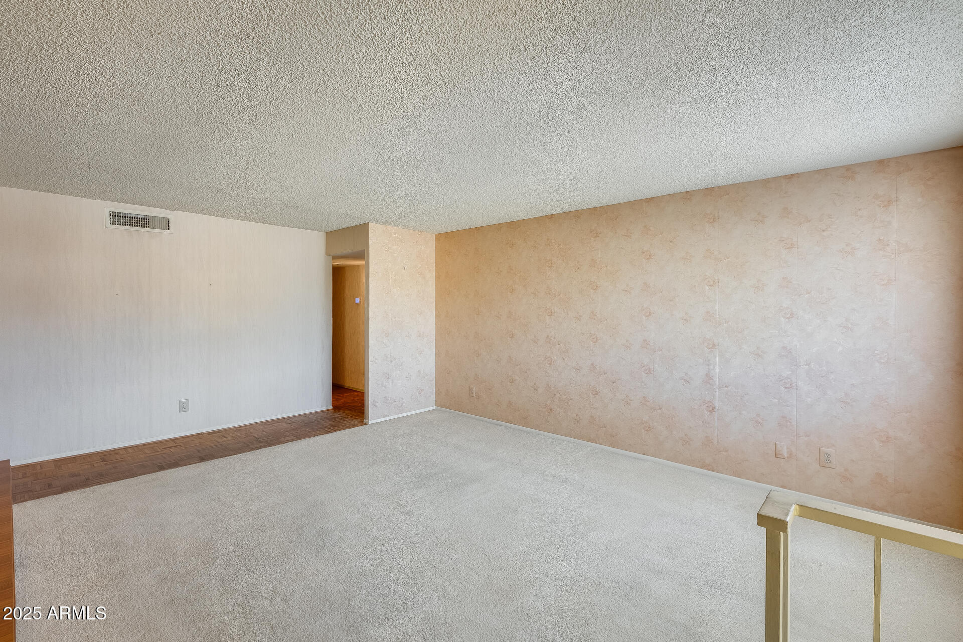 15608 N 57TH Drive