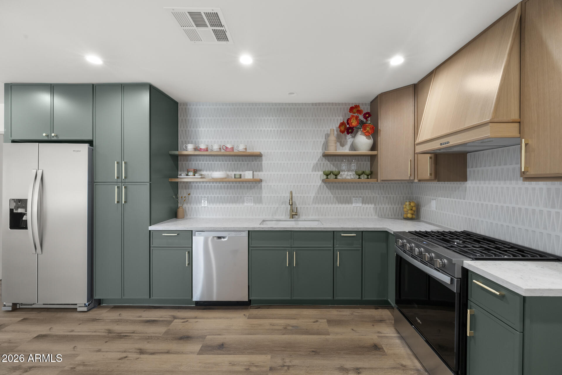 519 N REDONDO Drive N