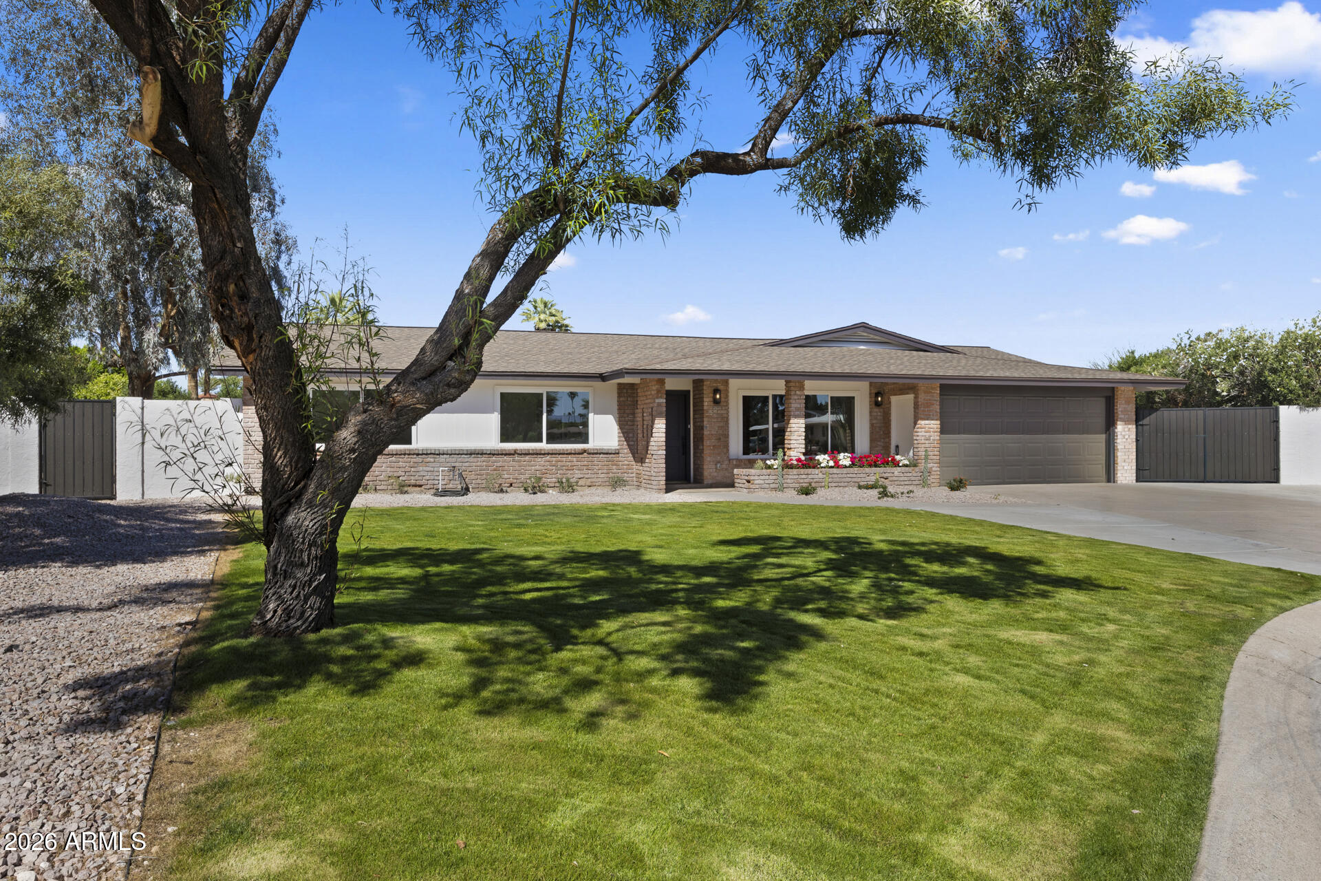 519 N REDONDO Drive N