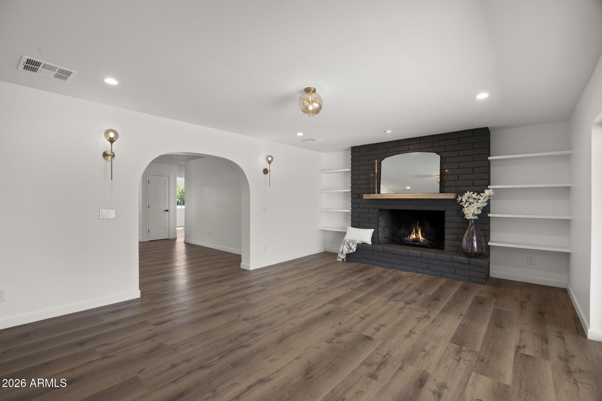 519 N REDONDO Drive N