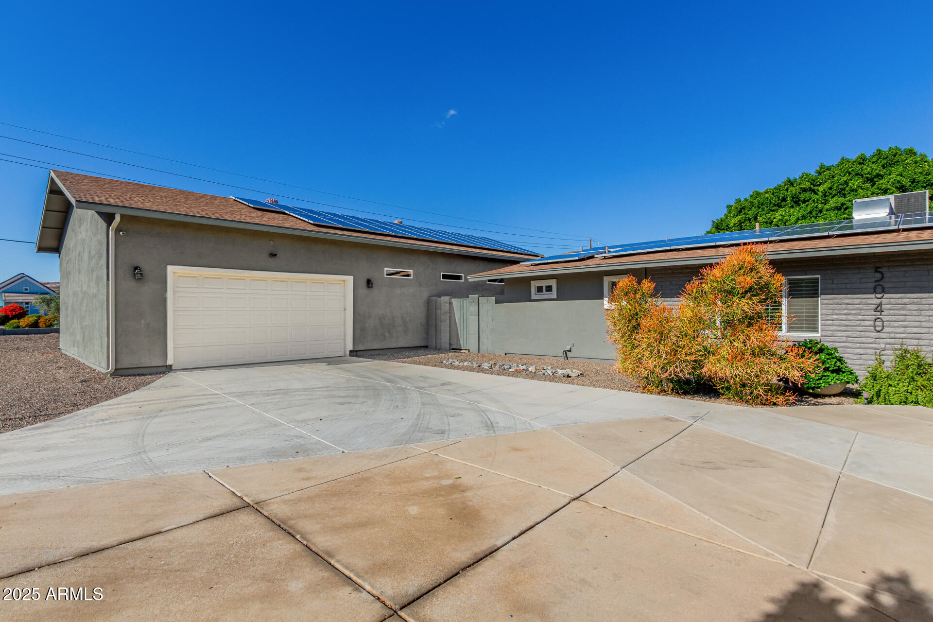 5040 W MISTY WILLOW Lane