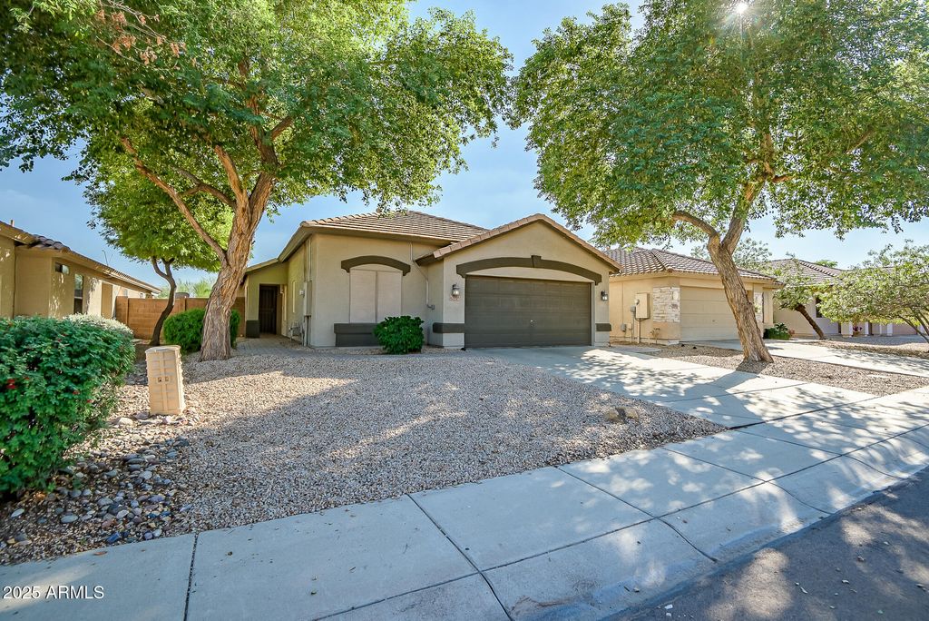 Photo of 9331 W Harmony Lane, Peoria, AZ 85382 (MLS # 6927507)