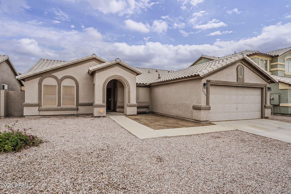Photo of 16244 W Desert Bloom Street, Goodyear, AZ 85338 (MLS # 6932668)