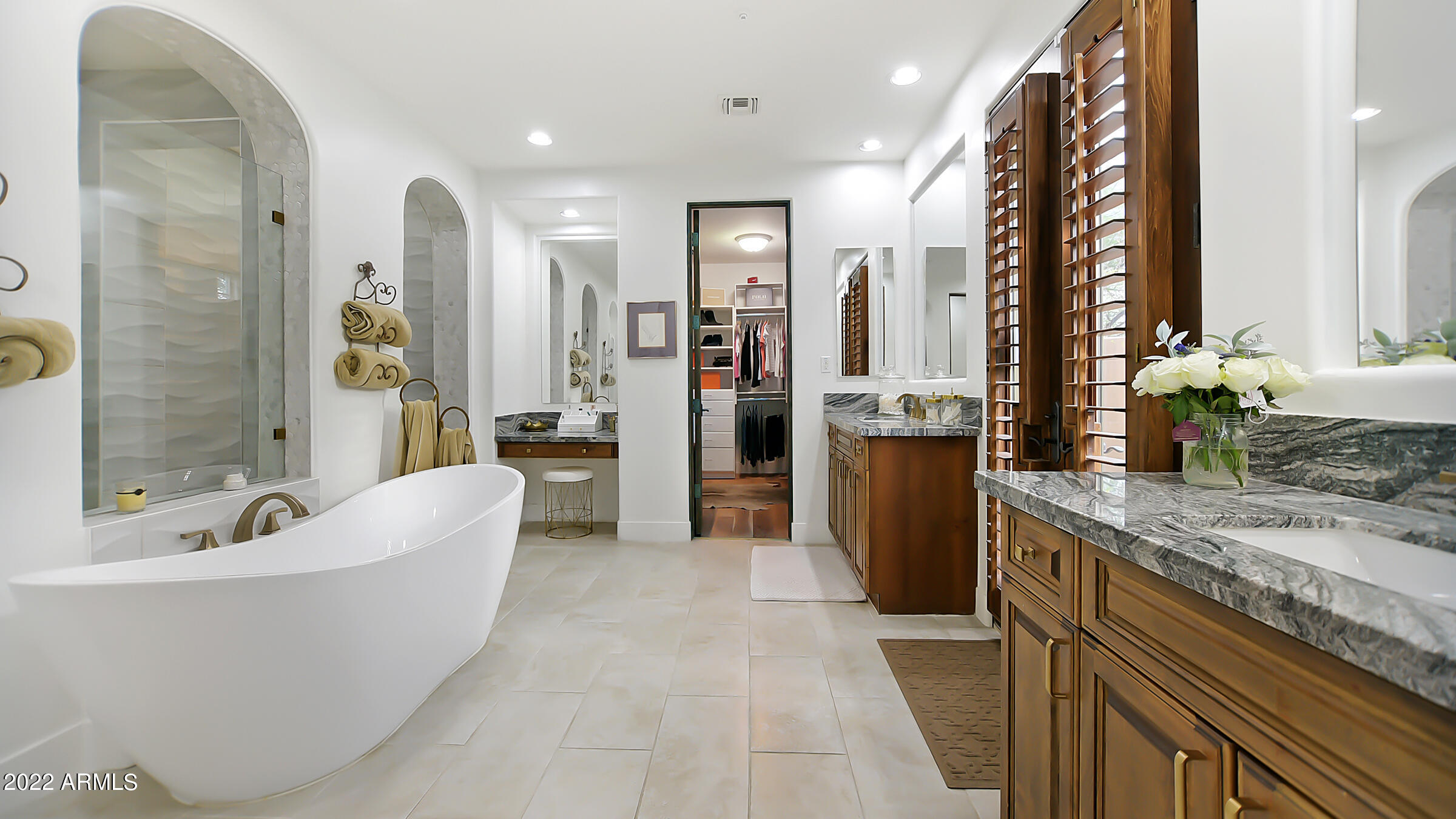 DC RANCH - Residential