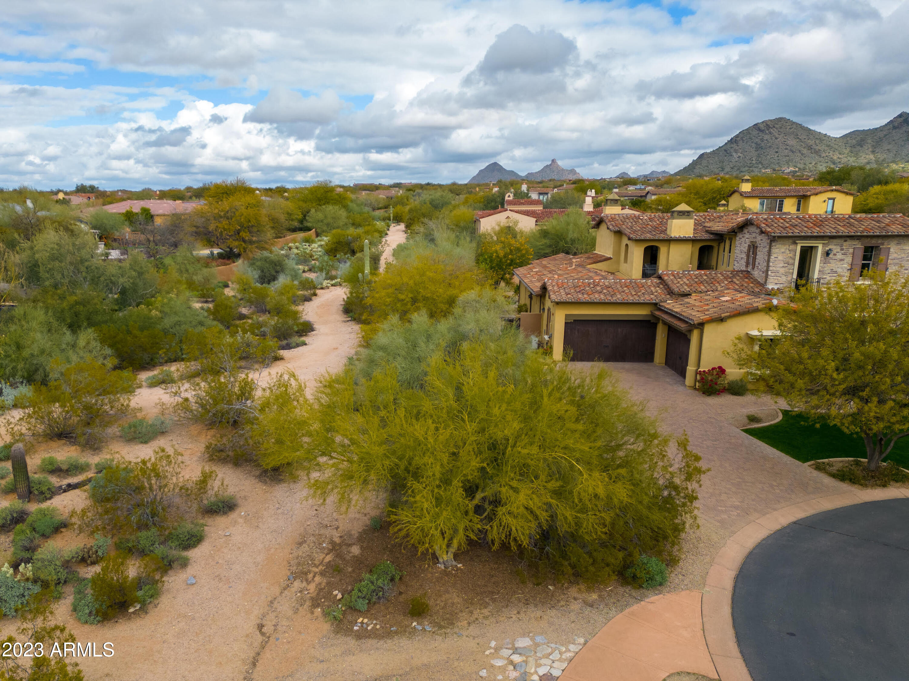 DC RANCH - Residential
