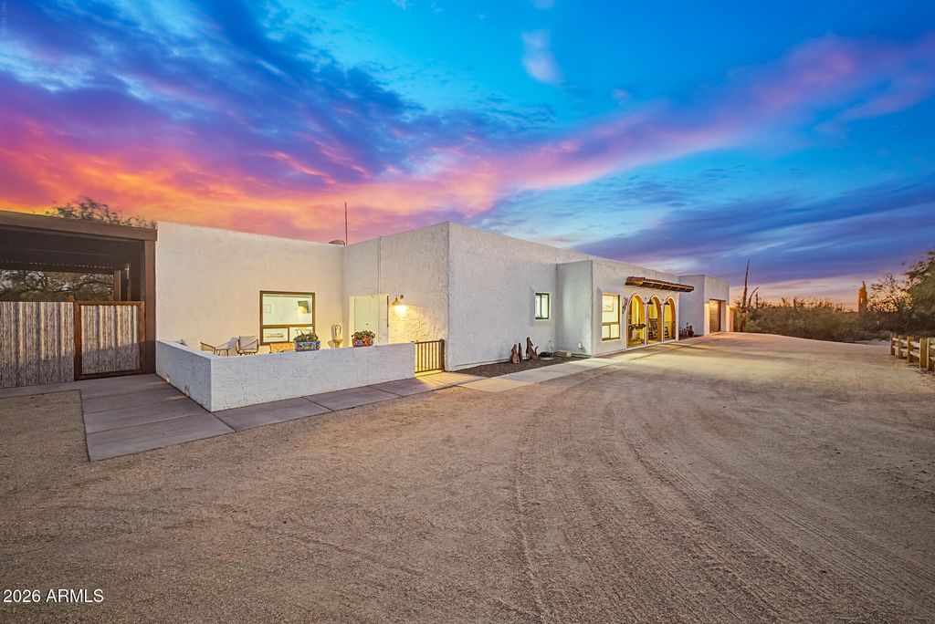 Photo of 6835 E Dale Lane, Scottsdale, AZ 85266 (MLS # 7015938)