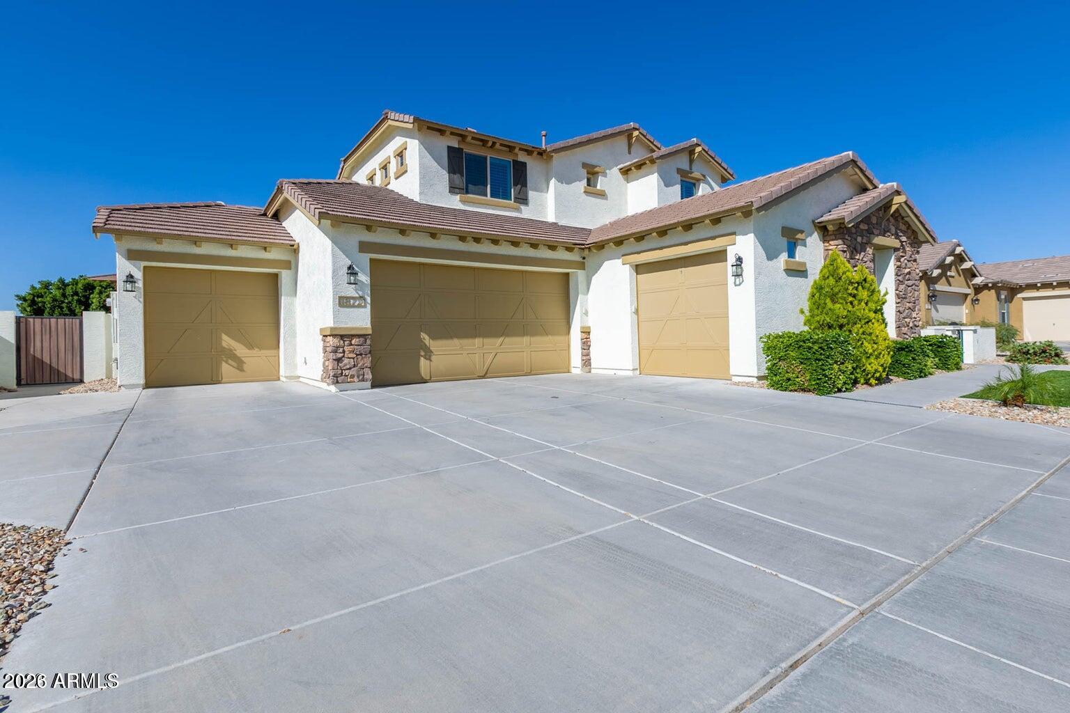 1872 W SWAN Drive